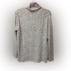 Leopard Print lightweight Long Sleeve Top